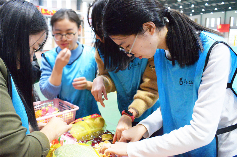 福建师范大学水果嘉年华主题拓展训练圆满成功，平潭旅游景点攻略、平潭团建基地、平潭拓展公司