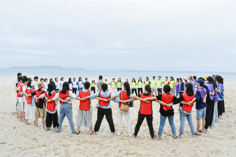 2022年新东方“乘风破浪·砥砺前行”海边印象之旅，平潭旅游景点攻略、平潭团建基地、平潭拓展公司